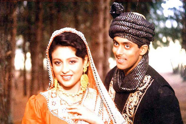 Salman Khan was an unlucky person for this debut from this actress? | या अॅक्ट्रेसपासूनच डेब्यु अॅक्ट्रेससाठी अनलकी ठरला सलमान खान?जाणून घ्या कोण आहे ती Salman Khan was an unlucky person for this debut from this actress? | या अॅक्ट्रेसपासूनच डेब्यु अॅक्ट्रेससाठी अनलकी ठरला सलमान खान?जाणून घ्या कोण आहे ती