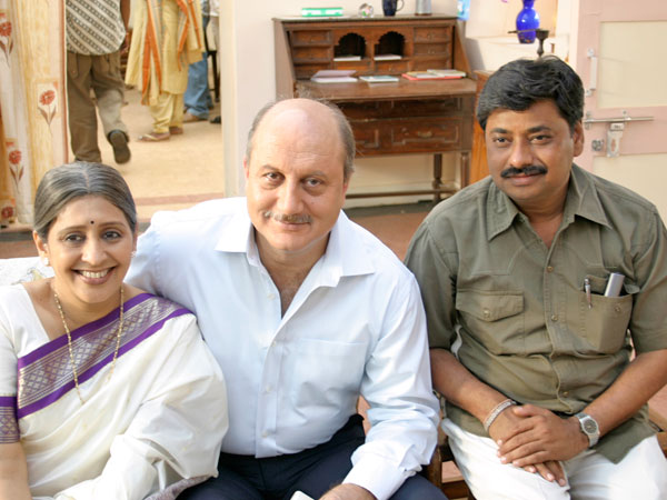 Directed by Chandrakant Kulkarni 'Ready' | दिग्दर्शक चंद्रकांत कुलकर्णी 'रेडी'