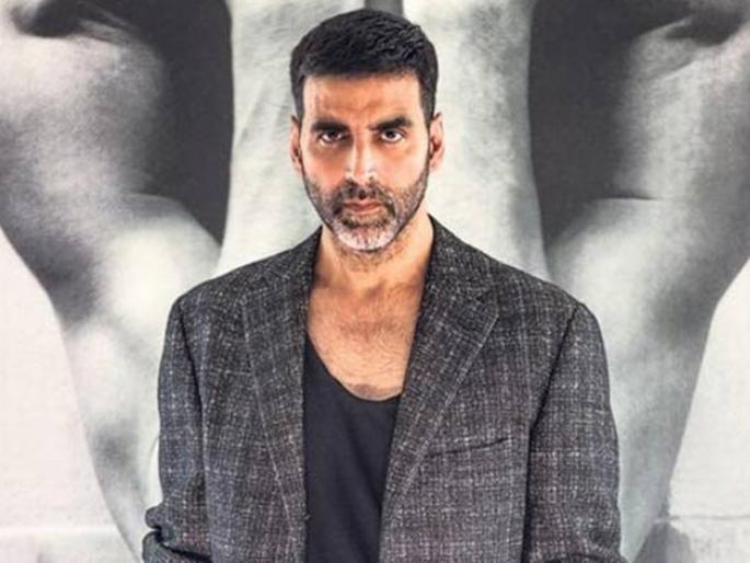 'Rustum' poster release! | ‘रूस्तूम’ चे पोस्टर रिलीज !