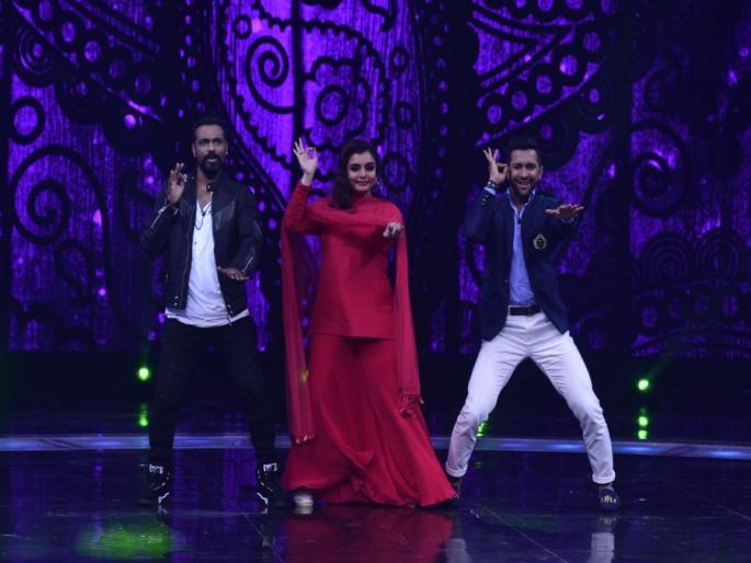 Vampavi Merchant teaches dance to Remo D'Souza and Terrence Lewis in dance champions | ​डान्स चॅम्पियन्समध्ये वैभवी मर्चंटने रेमो डिसुझा आणि टेरेन्स लुईस यांना शिकवले नृत्य