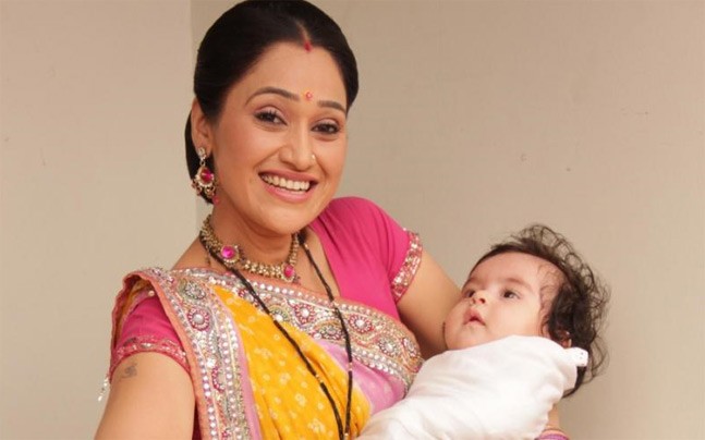 Good news: 'Dusaben' is the mother, gave birth to a cute girl | Good News: 'दयाबेन'झाली आई,गोंडस मुलीला दिला जन्म Good news: 'Dusaben' is the mother, gave birth to a cute girl | Good News: 'दयाबेन'झाली आई,गोंडस मुलीला दिला जन्म