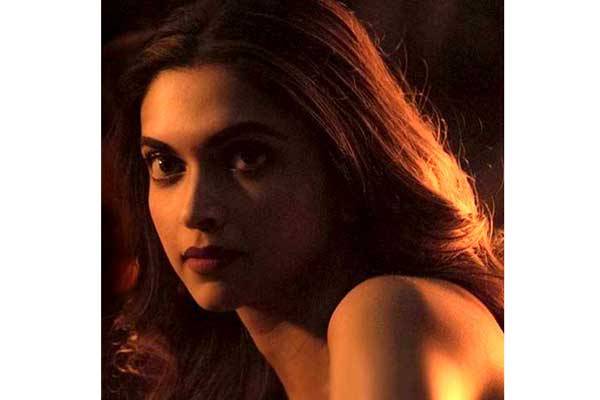 Gorgeous dippy! | गॉर्जियस डिप्पी! Gorgeous dippy! | गॉर्जियस डिप्पी!