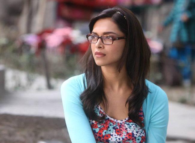 And Deepika Padukone remembered the 'moment' moment in life | आणि दीपिका पादुकोणला आठवला आयुष्यातील 'तो' क्षण And Deepika Padukone remembered the 'moment' moment in life | आणि दीपिका पादुकोणला आठवला आयुष्यातील 'तो' क्षण