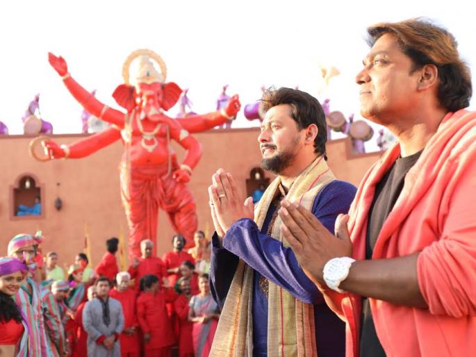A thousand artists participate in a song from 'Bhikari' | 'भिकारी' चित्रपटातील एका गाण्यात तब्बल एक हजार कलावंतांचा सहभाग A thousand artists participate in a song from 'Bhikari' | 'भिकारी' चित्रपटातील एका गाण्यात तब्बल एक हजार कलावंतांचा सहभाग