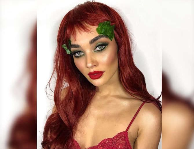 Actor in 'Getty Images' in Halloween party in London | लंडनमधील हेलोवीन पार्टीत अशा गेटअपमध्ये दिसली ‘२.०’ची अभिनेत्री!! Actor in 'Getty Images' in Halloween party in London | लंडनमधील हेलोवीन पार्टीत अशा गेटअपमध्ये दिसली ‘२.०’ची अभिनेत्री!!