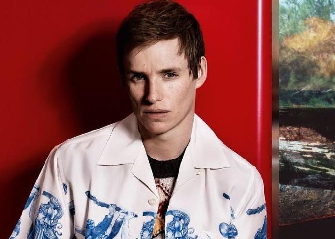 Oscar winner Eddie Redmen 'Prada' New Face | आॅस्कर विजेता एडी रेडमेन ‘प्राडा’चा न्यू फेस Oscar winner Eddie Redmen 'Prada' New Face | आॅस्कर विजेता एडी रेडमेन ‘प्राडा’चा न्यू फेस