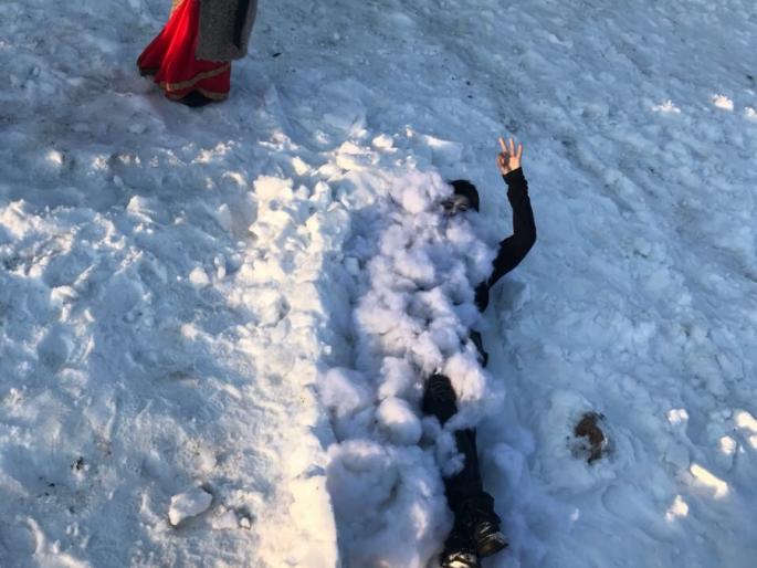 There was a crazy team of this series stuck in Manali due to this reason | एक दीवाना था या मालिकेची टीम या कारणाने अडकली मनालीमध्ये There was a crazy team of this series stuck in Manali due to this reason | एक दीवाना था या मालिकेची टीम या कारणाने अडकली मनालीमध्ये