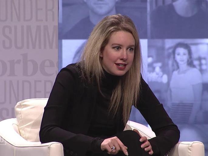 Elizabeth fears blood | एलिझाबेथला वाटायचे रक्ताचे भय