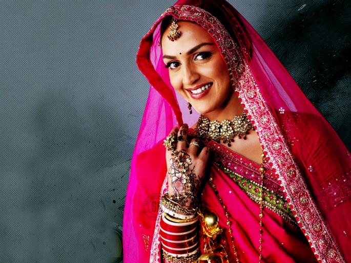 Pregnant Isha Deol married again! | गर्भवती ईशा देओल पुन्हा करणार लग्न ! Pregnant Isha Deol married again! | गर्भवती ईशा देओल पुन्हा करणार लग्न !