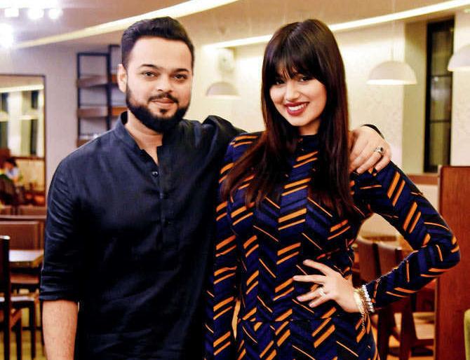 Shocking: Ayesha Takia's marriage to a Hindu girl threatens to kill Abu Azmi's son! | Shocking : आयशा टाकिया या हिंदू मुलीशी विवाह केल्याने अबू आझमींच्या मुलाला जिवे मारण्याची धमकी! Shocking: Ayesha Takia's marriage to a Hindu girl threatens to kill Abu Azmi's son! | Shocking : आयशा टाकिया या हिंदू मुलीशी विवाह केल्याने अबू आझमींच्या मुलाला जिवे मारण्याची धमकी!