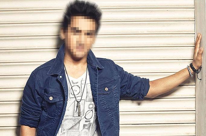 This TV actor was the father of the autorickshaw driver, he earned today on his own hands. | ​या टिव्ही अभिनेत्याचे वडील होते रिक्षा ड्रायव्हर, स्वतःच्या हिंमतीवर आज त्याने मिळवला करोडोने पैसा