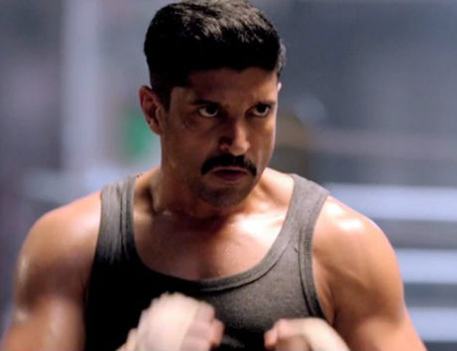 Farhan Akhtar to become 'Flying Sikh' after Boxer! | ‘फ्लाइंग सिख’ नंतर फरहान अख्तर बनणार बॉक्सर!