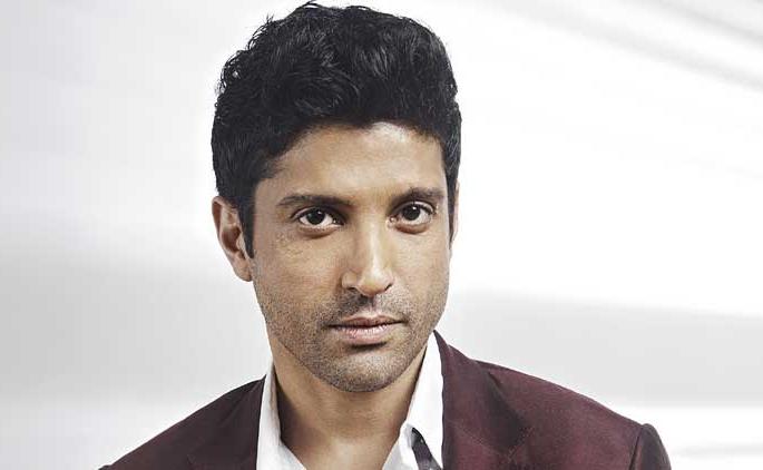 Work of Farhan Akhtar in Kapil Dev's biopic | ​कपिल देव यांच्या बायोपिकमध्ये फरहान अख्तरला काम