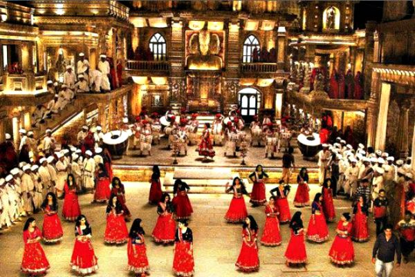 Chanderi world | चंदेरी दुनिया Chanderi world | चंदेरी दुनिया