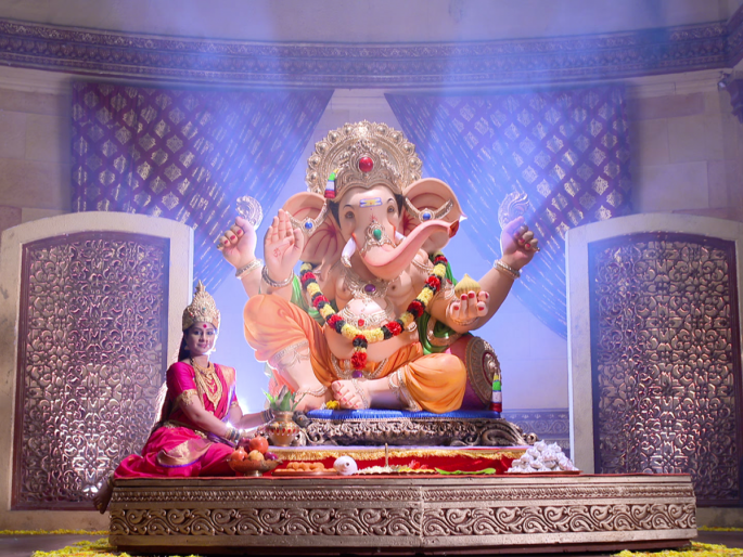 Exclusive: Ganpati Bappa will take the audience's message | Exclusive : गणपती बाप्पा घेणार प्रेक्षकांचा निरोप Exclusive: Ganpati Bappa will take the audience's message | Exclusive : गणपती बाप्पा घेणार प्रेक्षकांचा निरोप