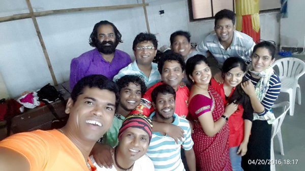 'Go fly' is selfie | 'गेला उडत' चा सेल्फी