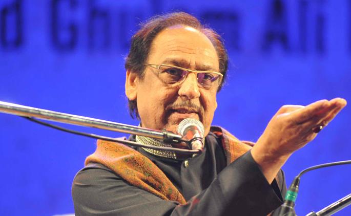 The protesters are opposed to the protesters | पाक कलावंतांना विरोध नित्याचाच