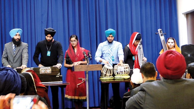 Celebrating Guru Nanak Jayanti at White House | व्हाईट हाऊसमध्ये गुरुनानक जयंती साजरी
