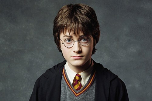 'Child Hero' in English Literature | ​इंग्रजी साहित्यातील ‘चाईल्ड हिरो’