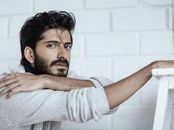 Sonam Kapoor's brother, who fell in love with the actress after the breakup of Sarah Ali Khan | सारा अली खानशी झालेल्या ब्रेकअपनंतर या अभिनेत्रीच्या प्रेमात पडलाय सोनम कपूरचा भाऊ Sonam Kapoor's brother, who fell in love with the actress after the breakup of Sarah Ali Khan | सारा अली खानशी झालेल्या ब्रेकअपनंतर या अभिनेत्रीच्या प्रेमात पडलाय सोनम कपूरचा भाऊ