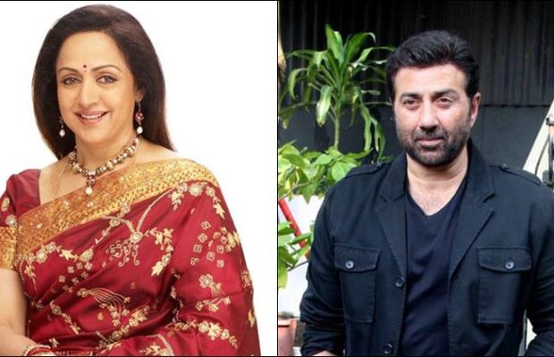 Sunny Deol first appeared for the accident when the accident happened. Hema Malini talked about her son's relationship with Sunny Deol | अपघात झाला तेव्हा सनी देओल सर्वात पहिला भेटायला आला.. मुलगा सनी देओल सोबतच्या नात्याबाबत बोलल्या हेमा मालिनी Sunny Deol first appeared for the accident when the accident happened. Hema Malini talked about her son's relationship with Sunny Deol | अपघात झाला तेव्हा सनी देओल सर्वात पहिला भेटायला आला.. मुलगा सनी देओल सोबतच्या नात्याबाबत बोलल्या हेमा मालिनी