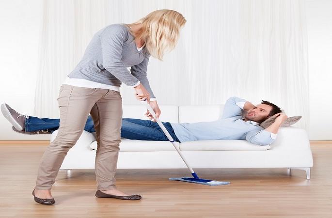 Men in the United States feel that women should do homework | ​अमेरिकेतील पुरुषांनाही वाटते बायकांनीच करावे घरकाम