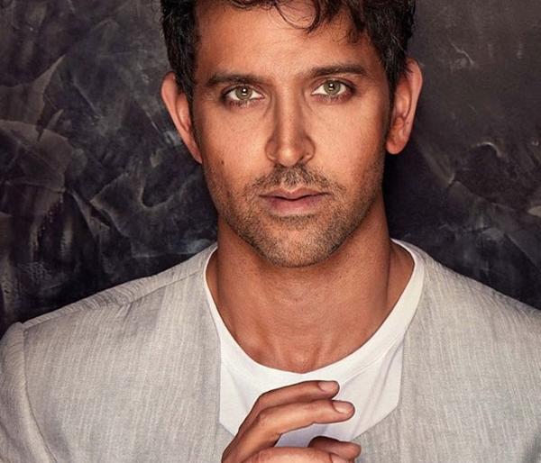 Hrithik Roshan was going to drown in water during filming of this film | ​या चित्रपटाच्या चित्रीकरणाच्या वेळी हृतिक रोशन बुडणार होता पाण्यात