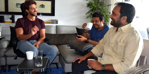 Hrithik Roshan started the film shooting! | ऋतिक रोशनने सुरू केली या चित्रपटाची शूटिंग ! Hrithik Roshan started the film shooting! | ऋतिक रोशनने सुरू केली या चित्रपटाची शूटिंग !
