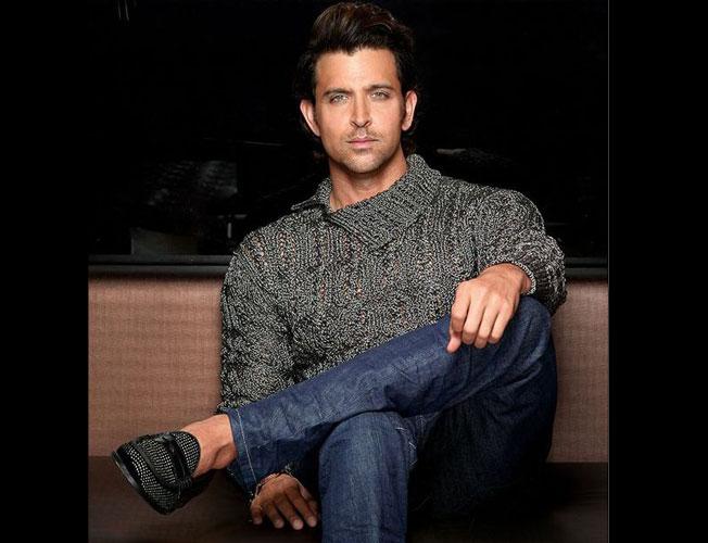 Hrithik to start new innings? | ​हृतिक सुरु करणार नवी इनिंग?