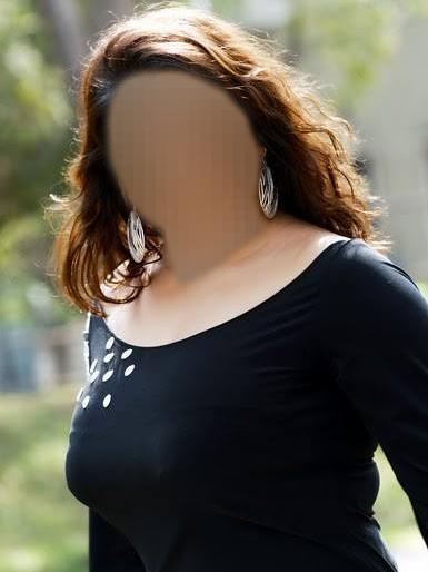 This actress is worshiped like God, she does not have two, but three, three temples | या अभिनेत्रीची करण्यात येते देवासारखी पूजाअर्चा,तिचे एक दोन नाही तर चक्क तीन तीन आहेत मंदिरे