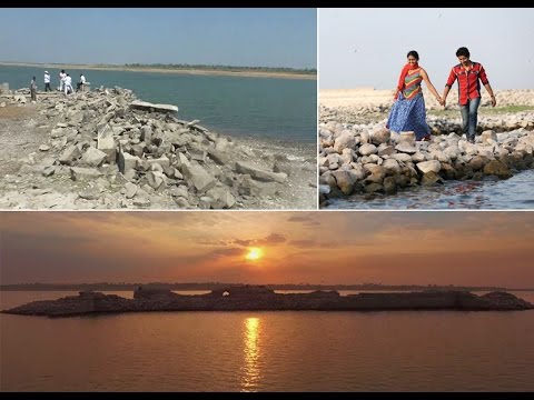 The Inamdar Wada in Saraat was submerged in water! | सैराटमधील इनामदार वाडा पाण्यात बुडाला ! The Inamdar Wada in Saraat was submerged in water! | सैराटमधील इनामदार वाडा पाण्यात बुडाला !