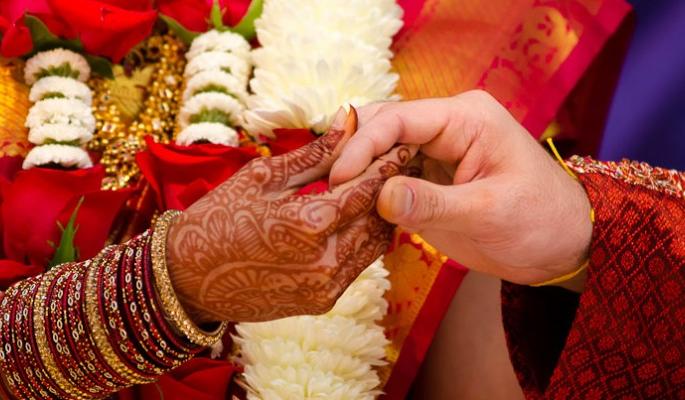 These five habits before lava! | लग्नाआधी लावा या पाच सवयी!