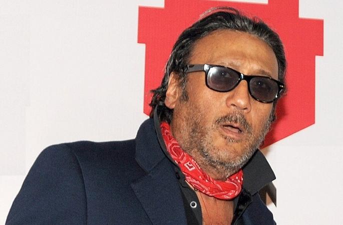 Sanjay Dutt's father to be Jackie Shroff? | ​जॅकी श्रॉफ होणार संजय दत्तचे वडील?