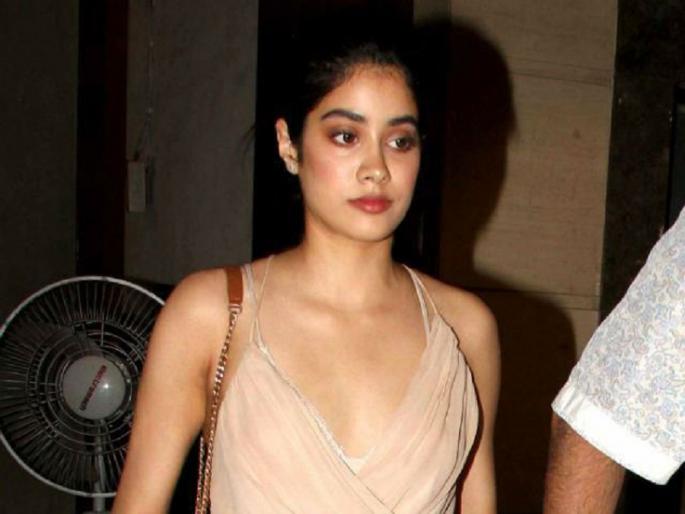Karan Johar to make Jahvani Kapoor 'disappear'? | ​ करण जोहरमुळे जान्हवी कपूर होणार ‘गायब’?
