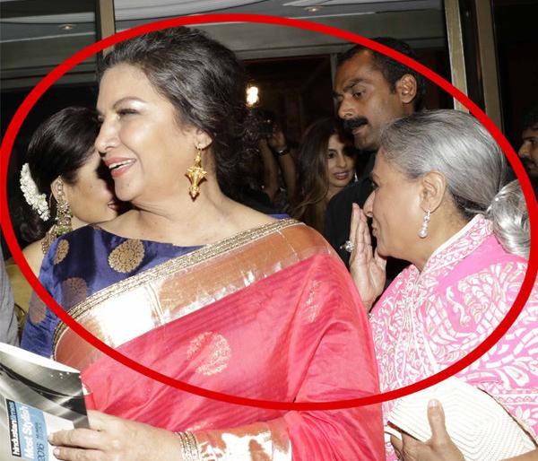 Jaya Bachchan's Rekha Flying Kiss | ​जया बच्चन यांचा रेखाला फ्लार्इंग किस