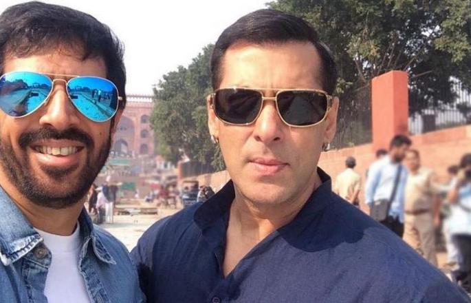Salman's Tubalite shootings will start next month | सलमानच्या ‘ट्युबलाईट’ची शुटिंग पुढच्या महिन्यात सुरू Salman's Tubalite shootings will start next month | सलमानच्या ‘ट्युबलाईट’ची शुटिंग पुढच्या महिन्यात सुरू