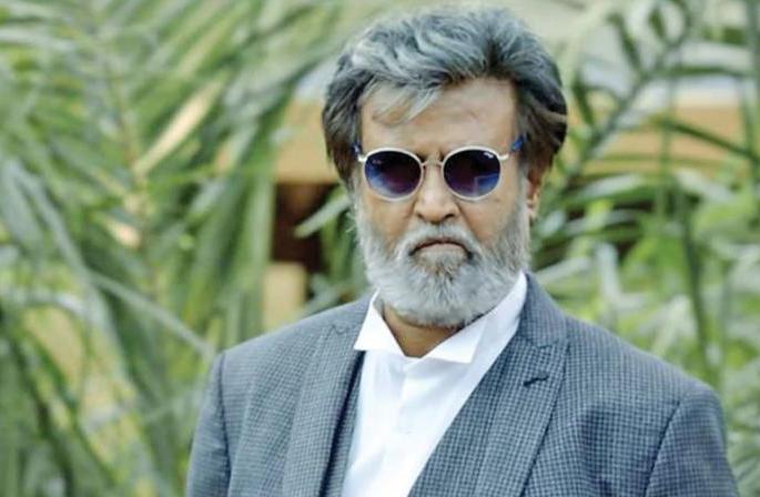 Rajinikanth family with US tour | रजनीकांत कुटुंबासह अमेरिका टूरवर Rajinikanth family with US tour | रजनीकांत कुटुंबासह अमेरिका टूरवर