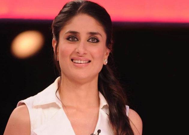 Kareena Kapoor, who was about to run away from her house in 'Love' | 'या' अभिनेत्याच्या प्रेमात वेडी होऊन घरातून पळून जाणार होती करिना कपूर Kareena Kapoor, who was about to run away from her house in 'Love' | 'या' अभिनेत्याच्या प्रेमात वेडी होऊन घरातून पळून जाणार होती करिना कपूर