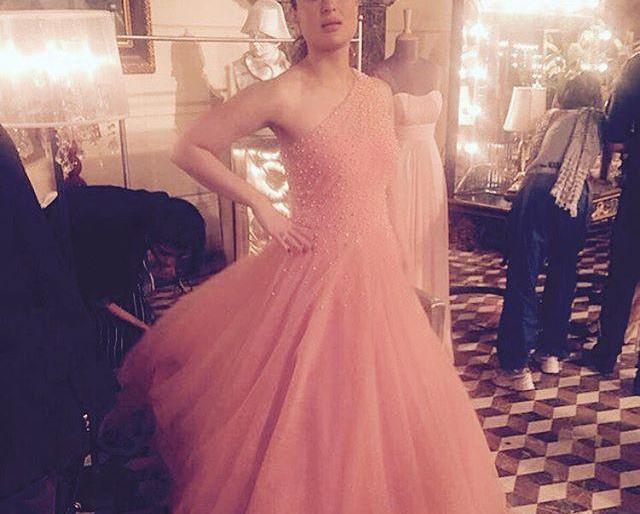 Begum of Pataudi, Karina Looks Hot! | ‘बेगम आॅफ पतौडी’ करिना लुक्स हॉट! Begum of Pataudi, Karina Looks Hot! | ‘बेगम आॅफ पतौडी’ करिना लुक्स हॉट!
