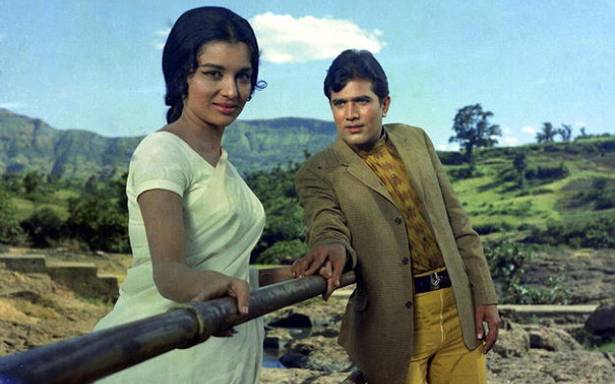 This is Ashay Parekh's flamboyant film | हे आहेत आशा पारेख यांचे गाजलेले चित्रपट