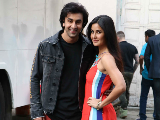 Katrina Kaif said, Ranbir Kapoor and me always debate !! | कॅटरिना कैफने म्हटले, रणबीर कपूर आणि माझ्यात नेहमीच वाद व्हायचे!!