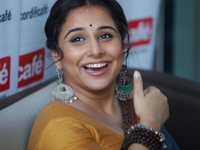 Vidya Balan knows the makers of 'Panavati'; Very Happy Birthday !! | विद्या बालनला निर्मात्याने समजले ‘पनवती’; मागितली चक्क जन्मपत्रिका!!
