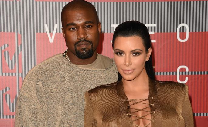 Effective celebrity couple on internet | इंटरनेटवरील प्रभावी सेलिब्रिटी जोडी