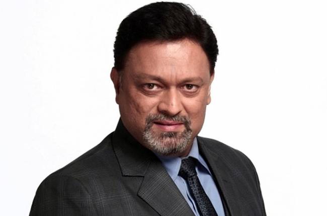 Important not to act on small screens, but to be seen: Kiran Karmarkar | छोट्या पडद्यावर आता अभिनयाला नव्हे तर दिसण्याला महत्त्वः किरण करमरकर Important not to act on small screens, but to be seen: Kiran Karmarkar | छोट्या पडद्यावर आता अभिनयाला नव्हे तर दिसण्याला महत्त्वः किरण करमरकर