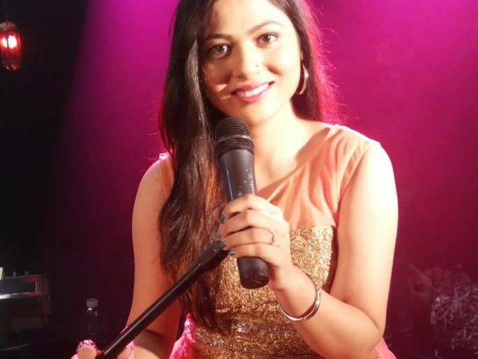 Learn about the journey of Kirti Keldar from Maharashtra to South Indian Film Festival | जाणून घ्या किर्ती किल्लेदारचा महाराष्ट्रापासून ते दाक्षिणात्य चित्रपटसृष्टीपर्यंतचा हटके प्रवास Learn about the journey of Kirti Keldar from Maharashtra to South Indian Film Festival | जाणून घ्या किर्ती किल्लेदारचा महाराष्ट्रापासून ते दाक्षिणात्य चित्रपटसृष्टीपर्यंतचा हटके प्रवास