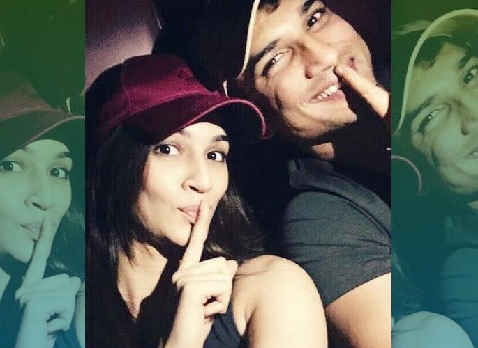 Sushant Singh Rajput, Kirti Senan's Special New Year Celebration | सुशांत सिंग राजपूत, क्रिती सेनन यांचे स्पेशल न्यू इयर सेलिब्रेशन Sushant Singh Rajput, Kirti Senan's Special New Year Celebration | सुशांत सिंग राजपूत, क्रिती सेनन यांचे स्पेशल न्यू इयर सेलिब्रेशन