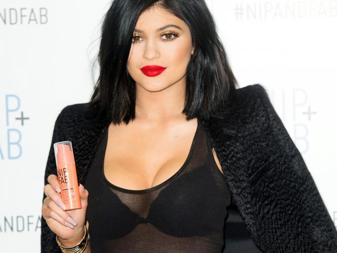 Interview with Kelly's Rumor | केलीचा अफवांवर पुर्णविराम