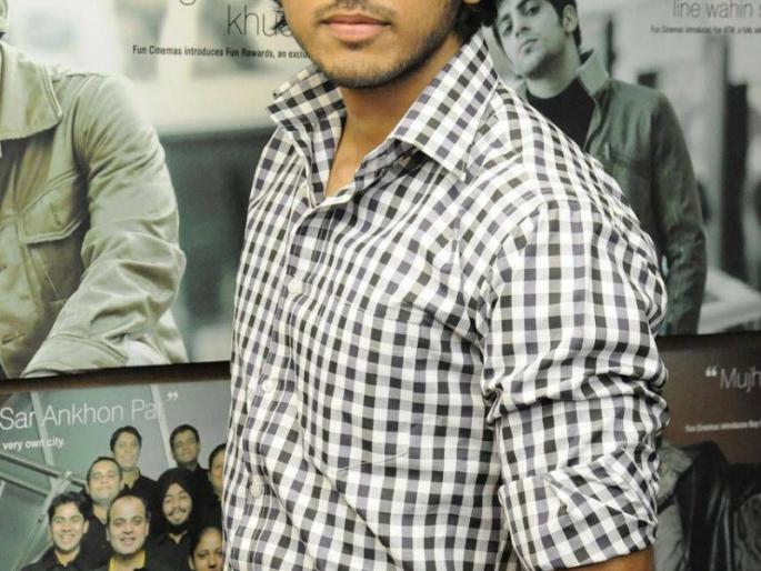 Lalit became the designer | ललित बनला नेपथ्यकार