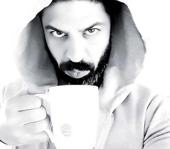 Priyanka Chopra is now seen in Shahrukh's Look A Like | ​प्रियंका पाठोपाठ आता शाहरुखचाही Look A Like आला समोर