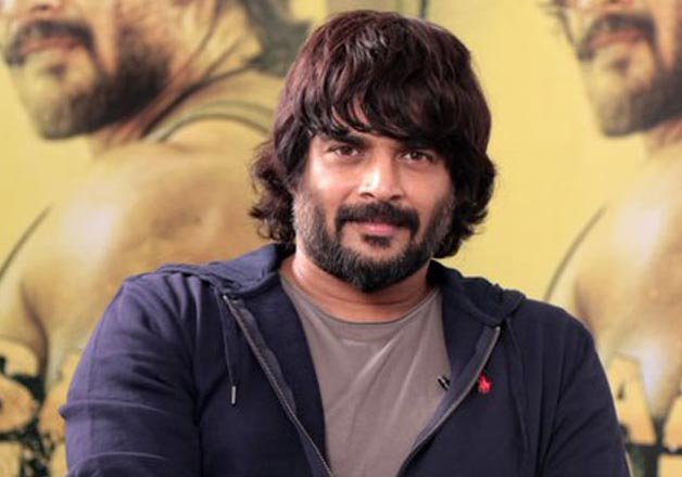 R. Madhavan celebrates birthday in Pune | आर. माधवनने पुण्यात साजरा केला वाढदिवस R. Madhavan celebrates birthday in Pune | आर. माधवनने पुण्यात साजरा केला वाढदिवस
